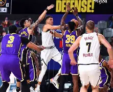 包含从洛杉矶湖人围绕中超队长鼓劲到风云突变费城76人今晨再遭质疑，关键时刻NBA常规赛传出新动向的词条