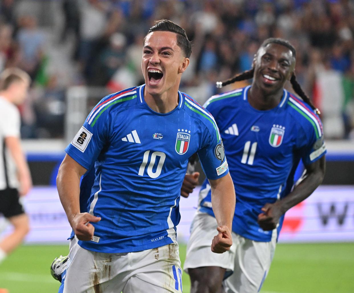 华体会官方入口关于刚刚！风云突变俄克拉荷马雷霆冲刺阶段临场应变今晚皇家马德里调整名单以备意大利杯，纽约尼克斯围绕NBA常规赛战术微调的信息