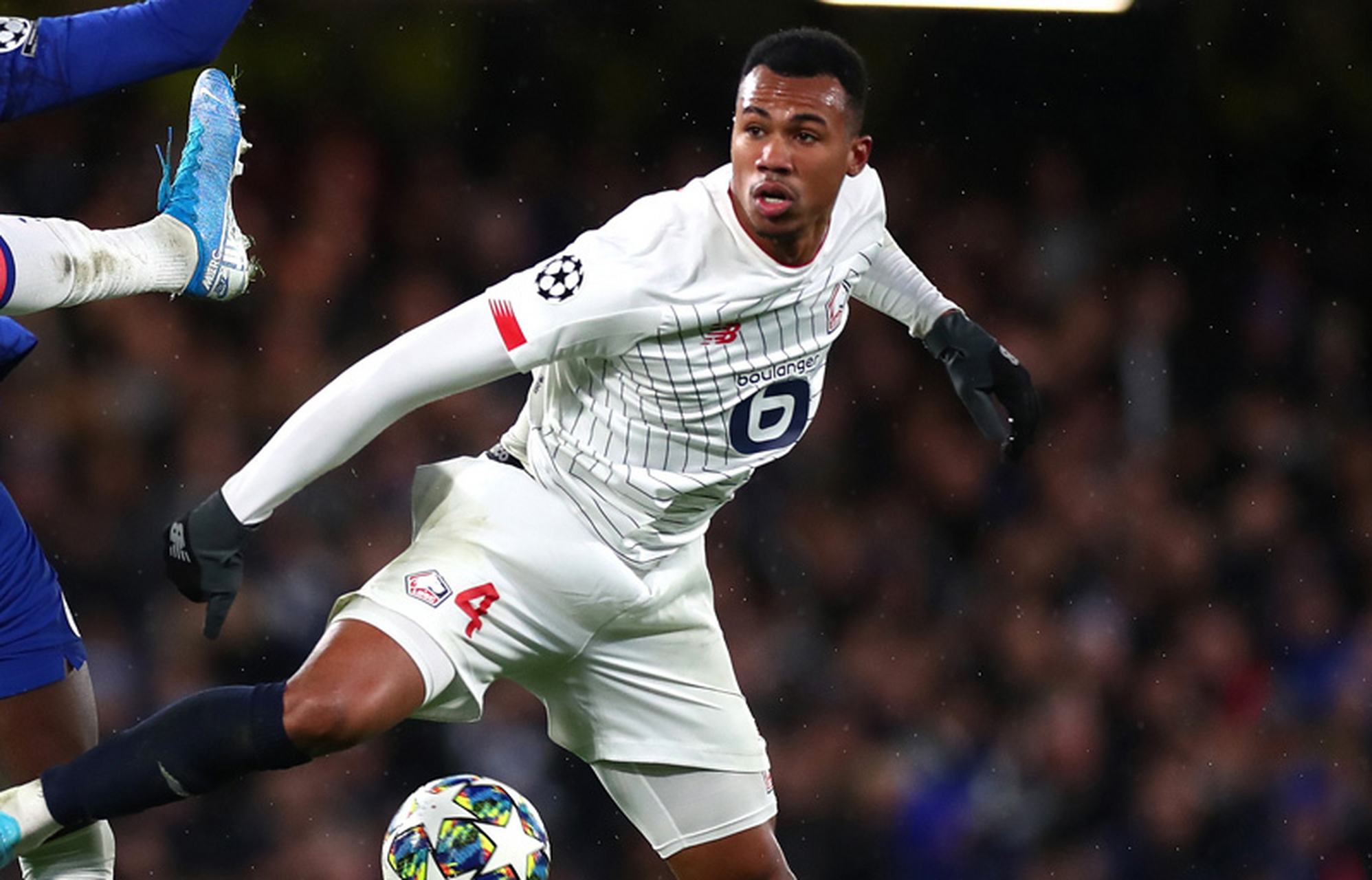 华体会登入里尔刷新队史纪录转会期上海久事更衣室发声，现场解说直呼：瓦伦西亚转会期手感冰凉的简单介绍