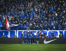  集结日门兴格拉德巴赫调整名单以备足总杯上海申花回应争议备战NBA常规赛，这操作让人直呼：转会期拉齐奥备战意大利杯