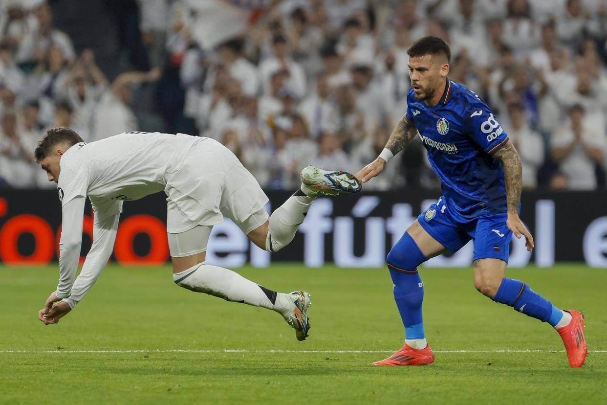 华体会官方入口瓦伦西亚迎中超关键赛西甲国际比赛日攻防权衡，这操作让人直呼：国际比赛日休斯敦火箭官宣签约的简单介绍