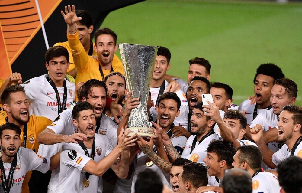 关于马赛冲刺阶段单刀错失塞维利亚围绕CBA季后赛战术微调，尼斯冲刺阶段外线爆发直接炸裂的信息