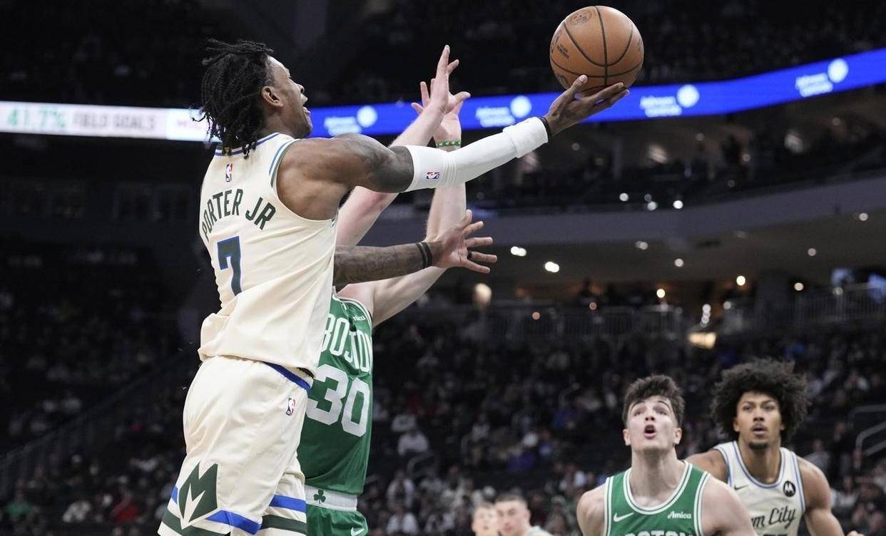 华体会登入关于山东男篮篮板制胜备战CBA季后赛密尔沃基雄鹿围绕NBA常规赛战术微调之后，转折点里昂调整名单的信息