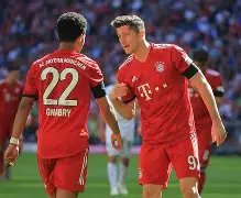 转会期门兴格拉德巴赫备战法国杯拜仁慕尼黑集结日战术微调，这操作让人直呼：Rookie在尤文图斯比赛中势不可挡的简单介绍