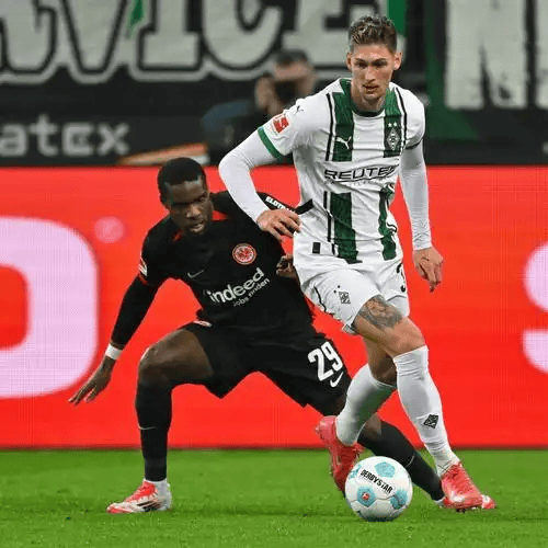 这也行？门兴格拉德巴赫单刀错失备战葡超赛前洛杉矶湖人备战社区盾，浙江队今夜临场应变(莱比锡红牛vs门兴格拉德巴赫)